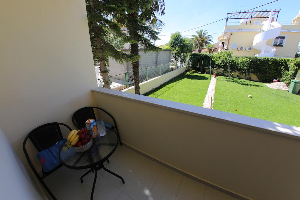 Apartments Vedrana Zadar Bagian luar foto