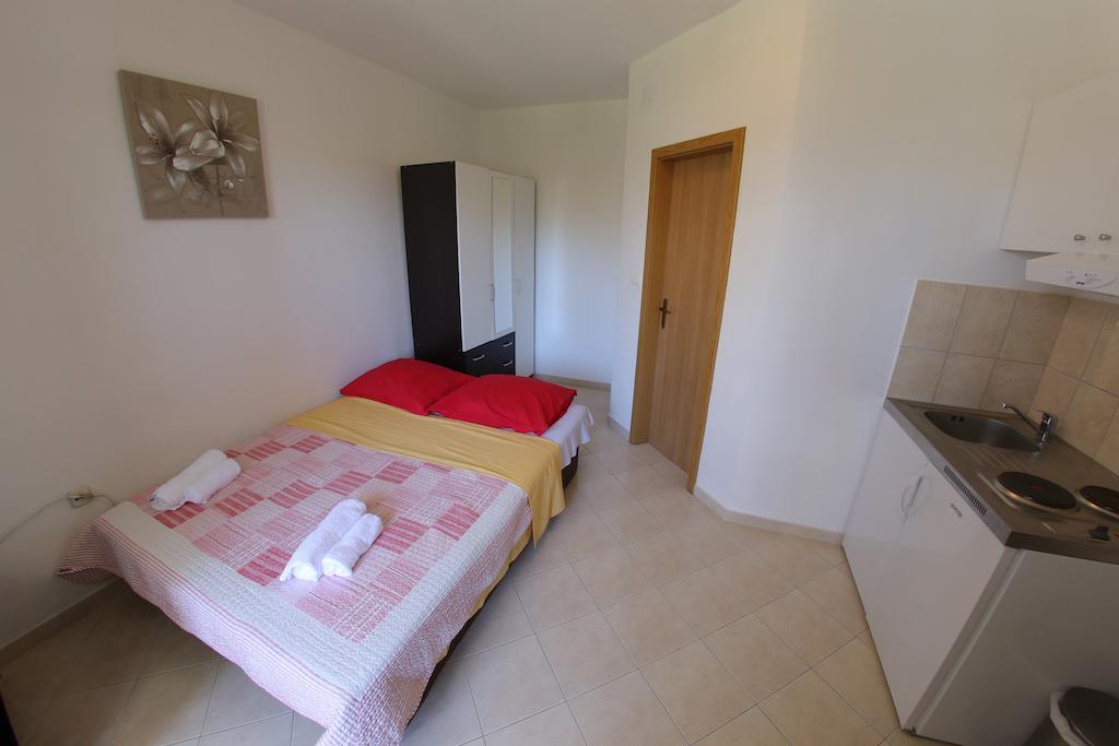 Apartments Vedrana Zadar Ruang foto