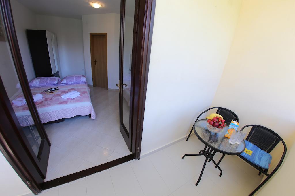 Apartments Vedrana Zadar Bagian luar foto
