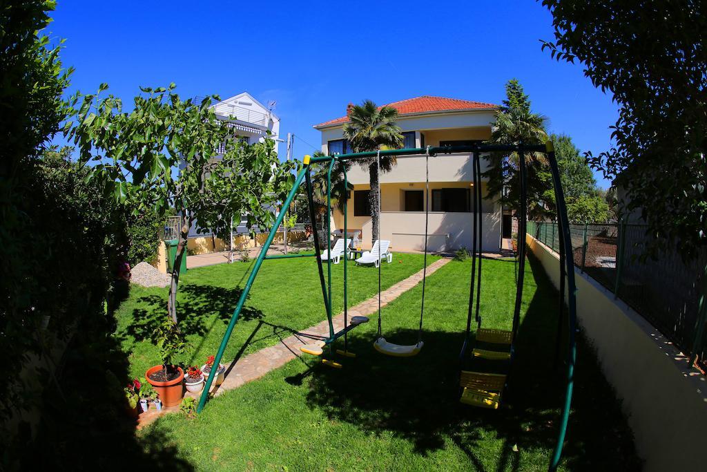 Apartments Vedrana Zadar Bagian luar foto