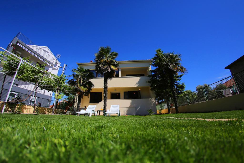 Apartments Vedrana Zadar Bagian luar foto