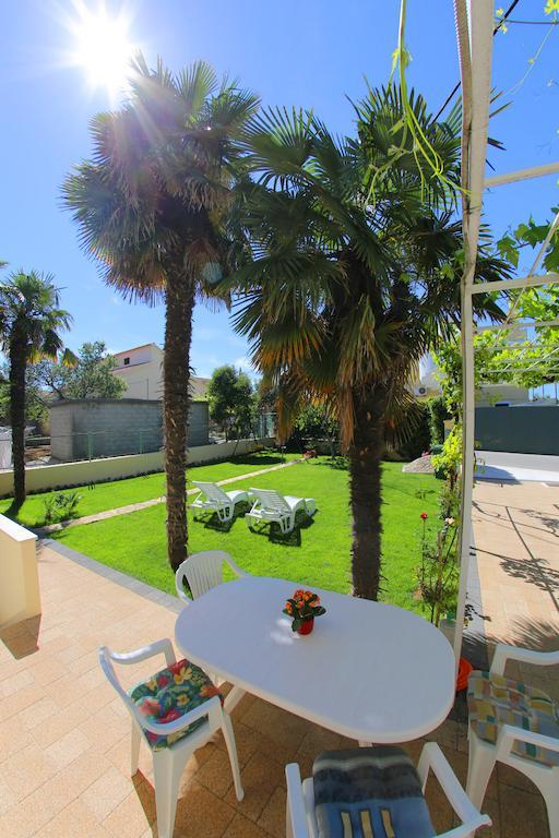 Apartments Vedrana Zadar Bagian luar foto