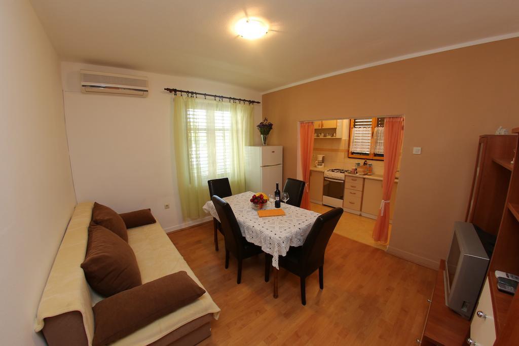 Apartments Vedrana Zadar Ruang foto